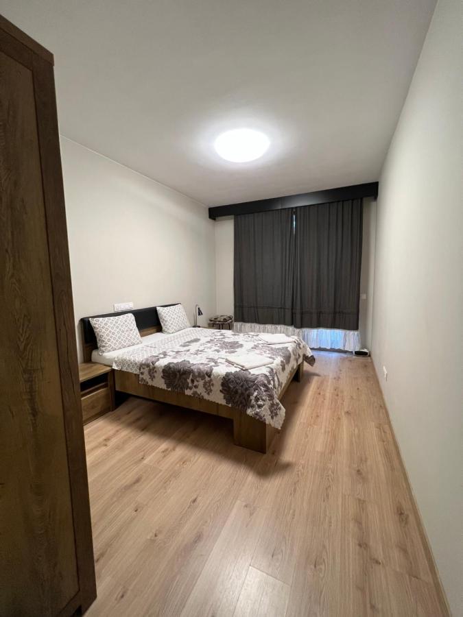 Business And Leisure Apartments In Mladost 2 With Free Garage Sofia Zewnętrze zdjęcie