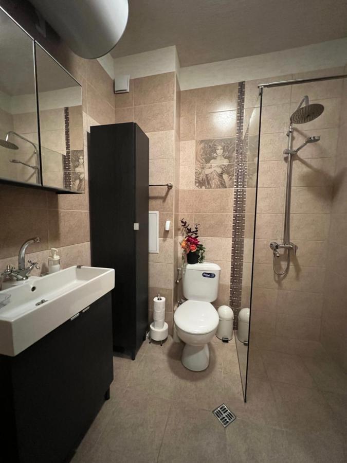 Business And Leisure Apartments In Mladost 2 With Free Garage Sofia Zewnętrze zdjęcie