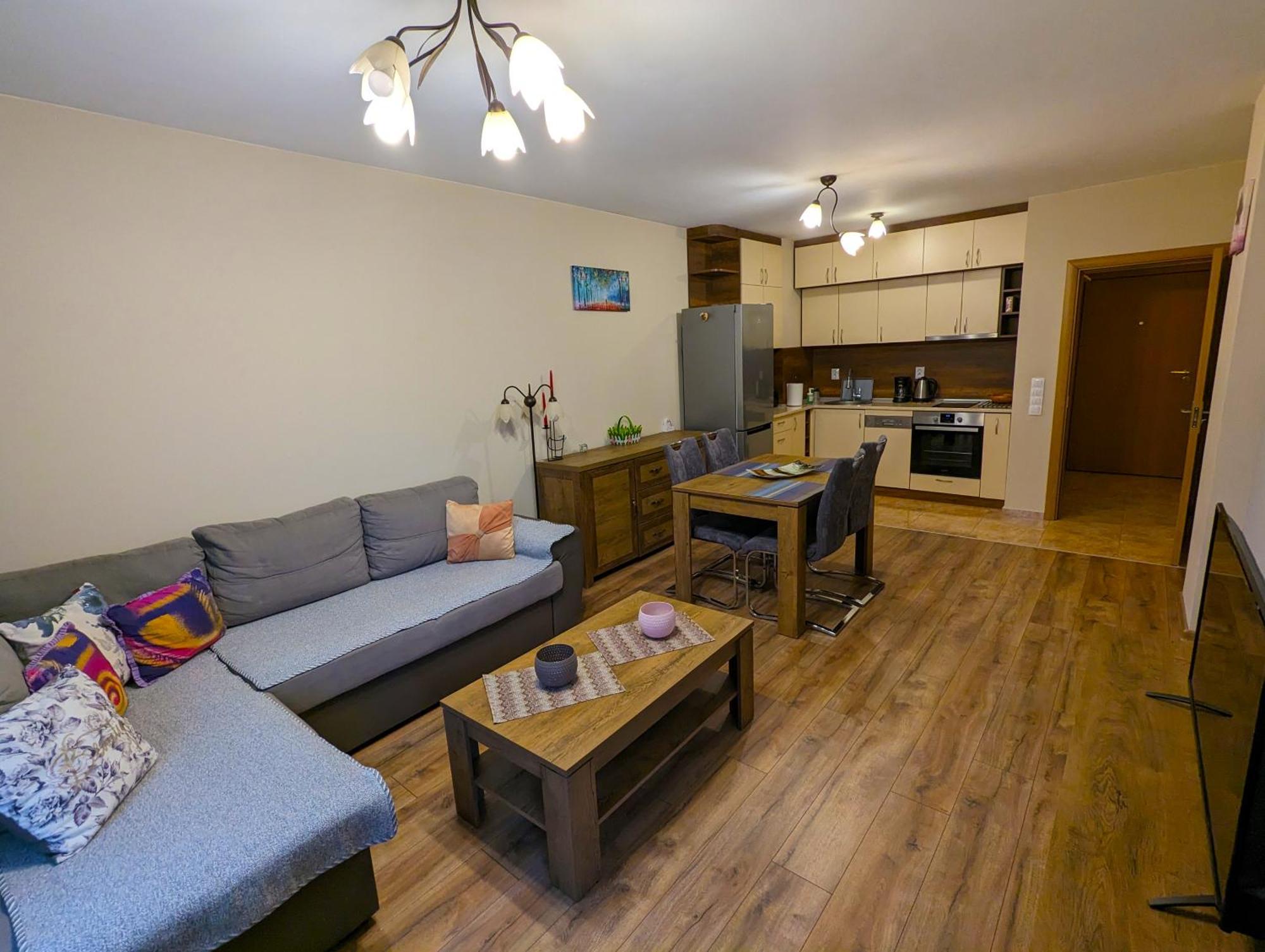 Business And Leisure Apartments In Mladost 2 With Free Garage Sofia Zewnętrze zdjęcie