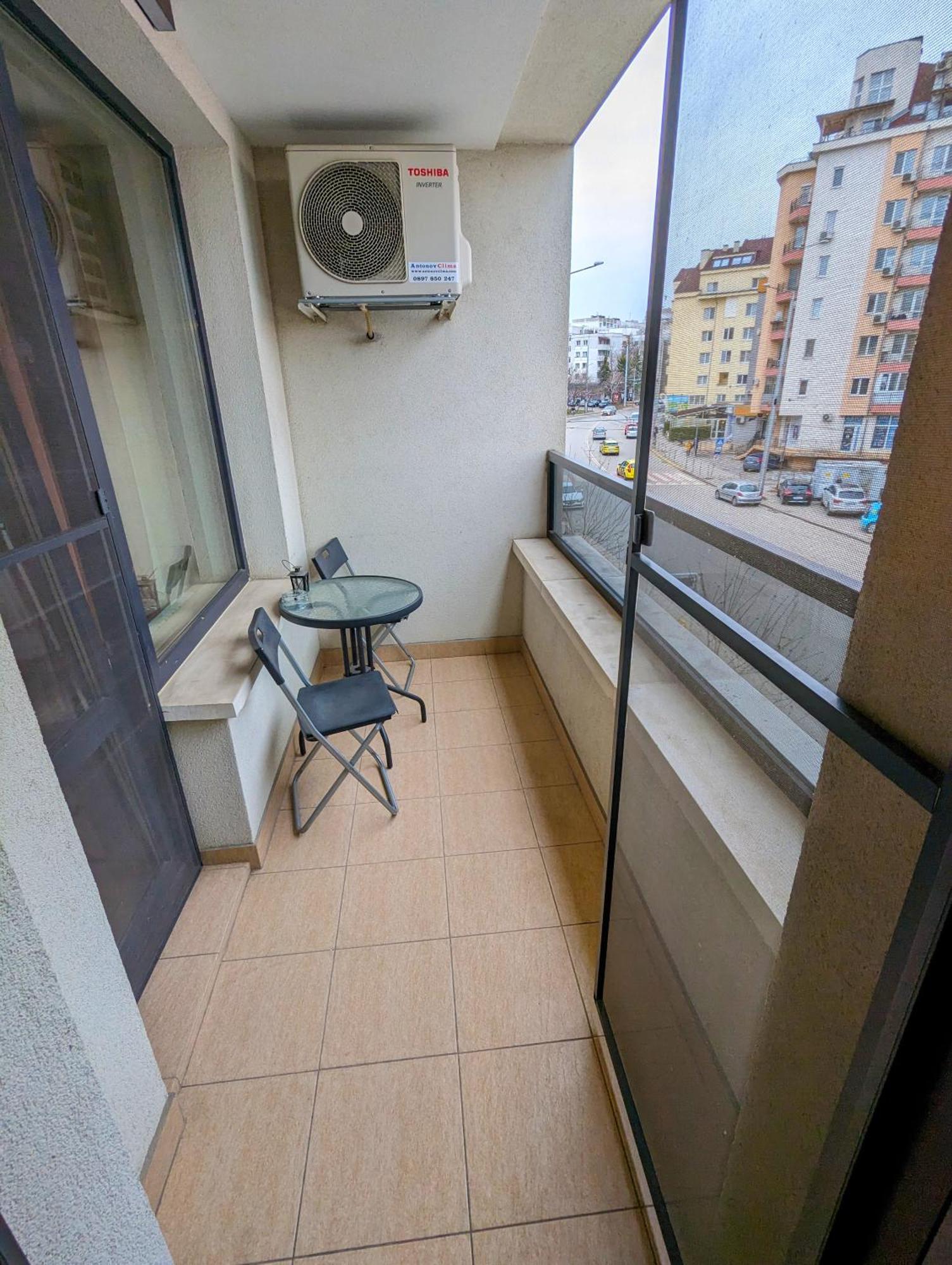 Business And Leisure Apartments In Mladost 2 With Free Garage Sofia Zewnętrze zdjęcie