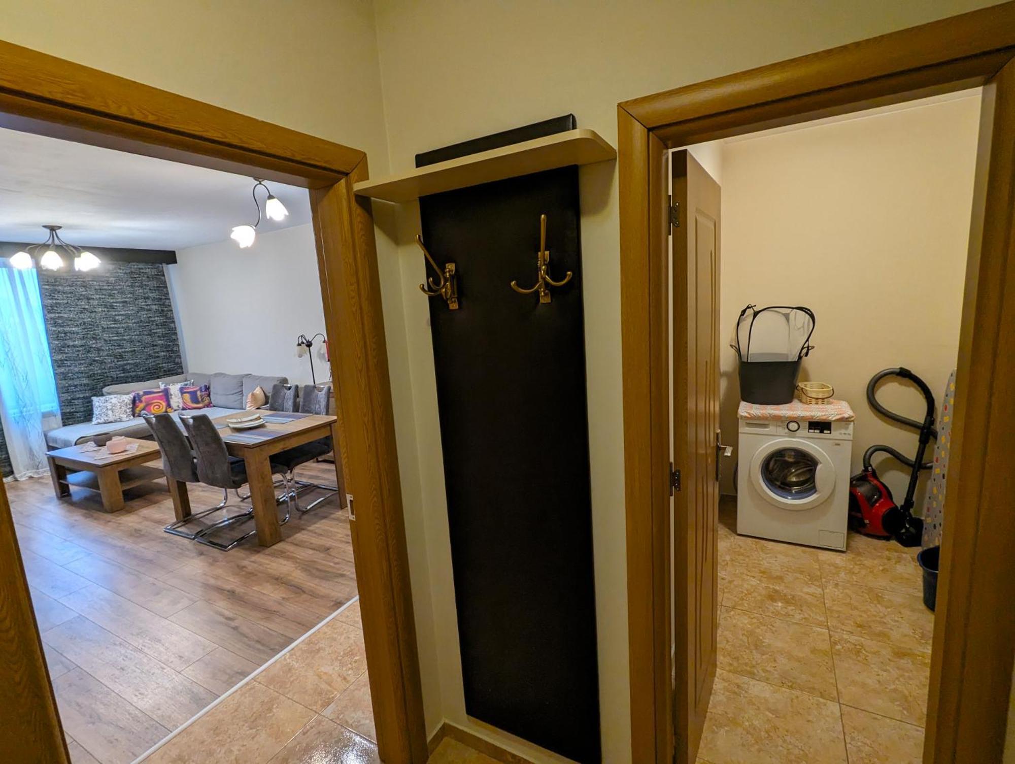 Business And Leisure Apartments In Mladost 2 With Free Garage Sofia Zewnętrze zdjęcie