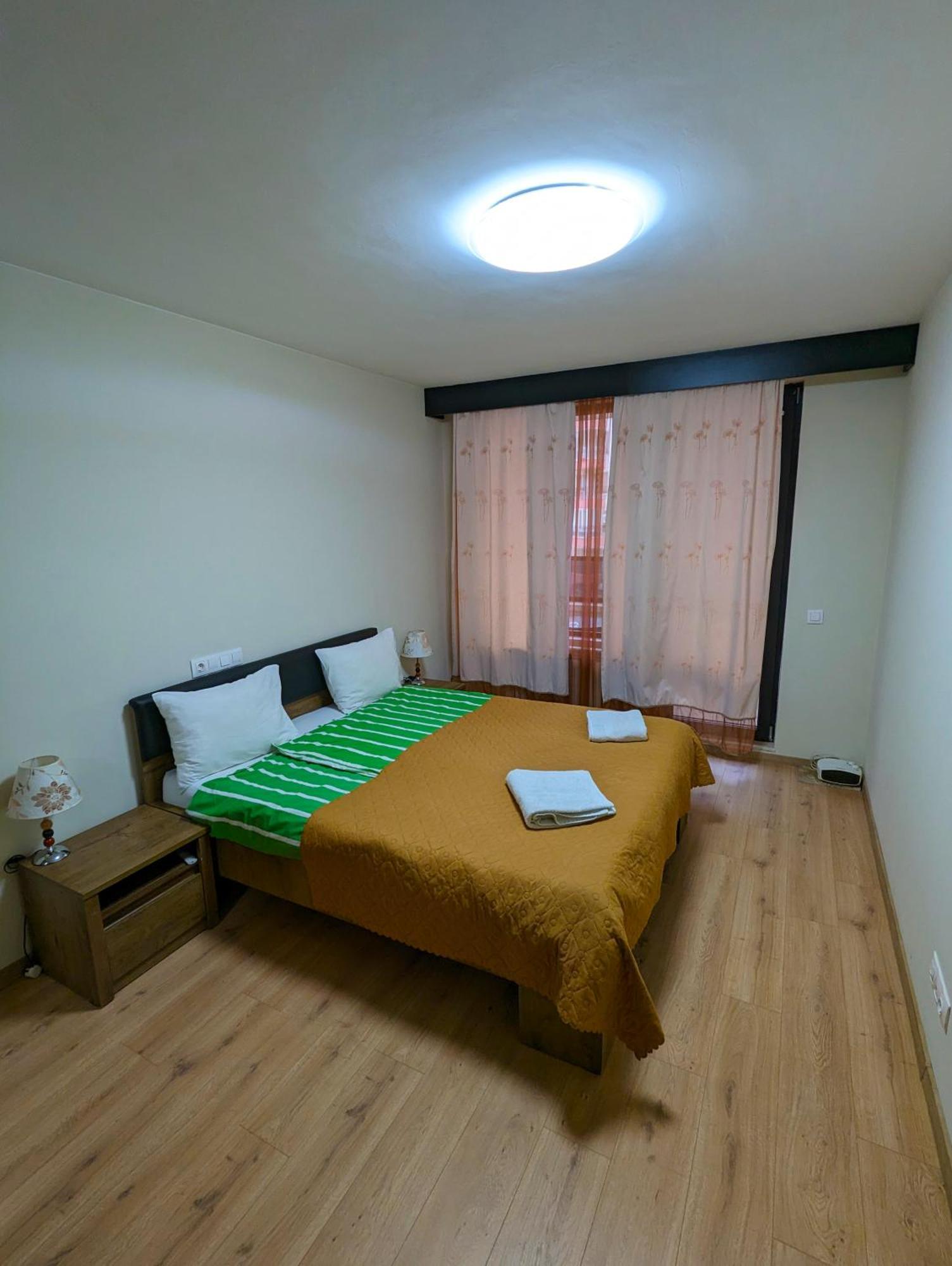 Business And Leisure Apartments In Mladost 2 With Free Garage Sofia Zewnętrze zdjęcie